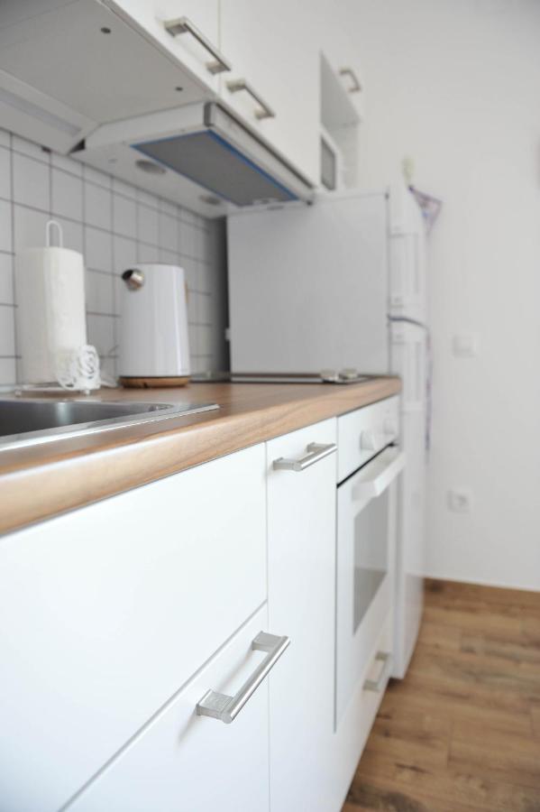 Apartmani Rebecca Вир Экстерьер фото